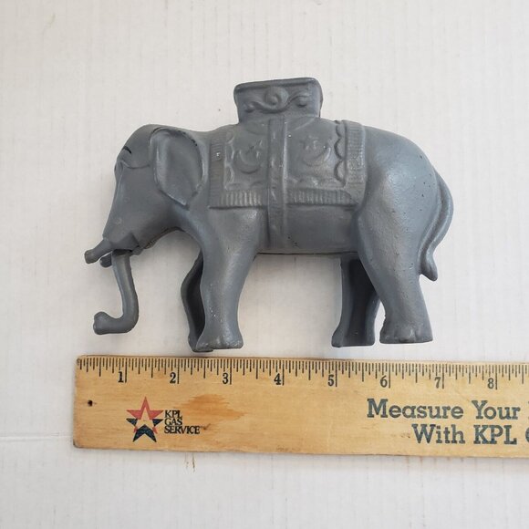 Vintage Repro  Elephant with‎ Howdah Cast Iron Mechanical Bank - Picture 10 of 11
